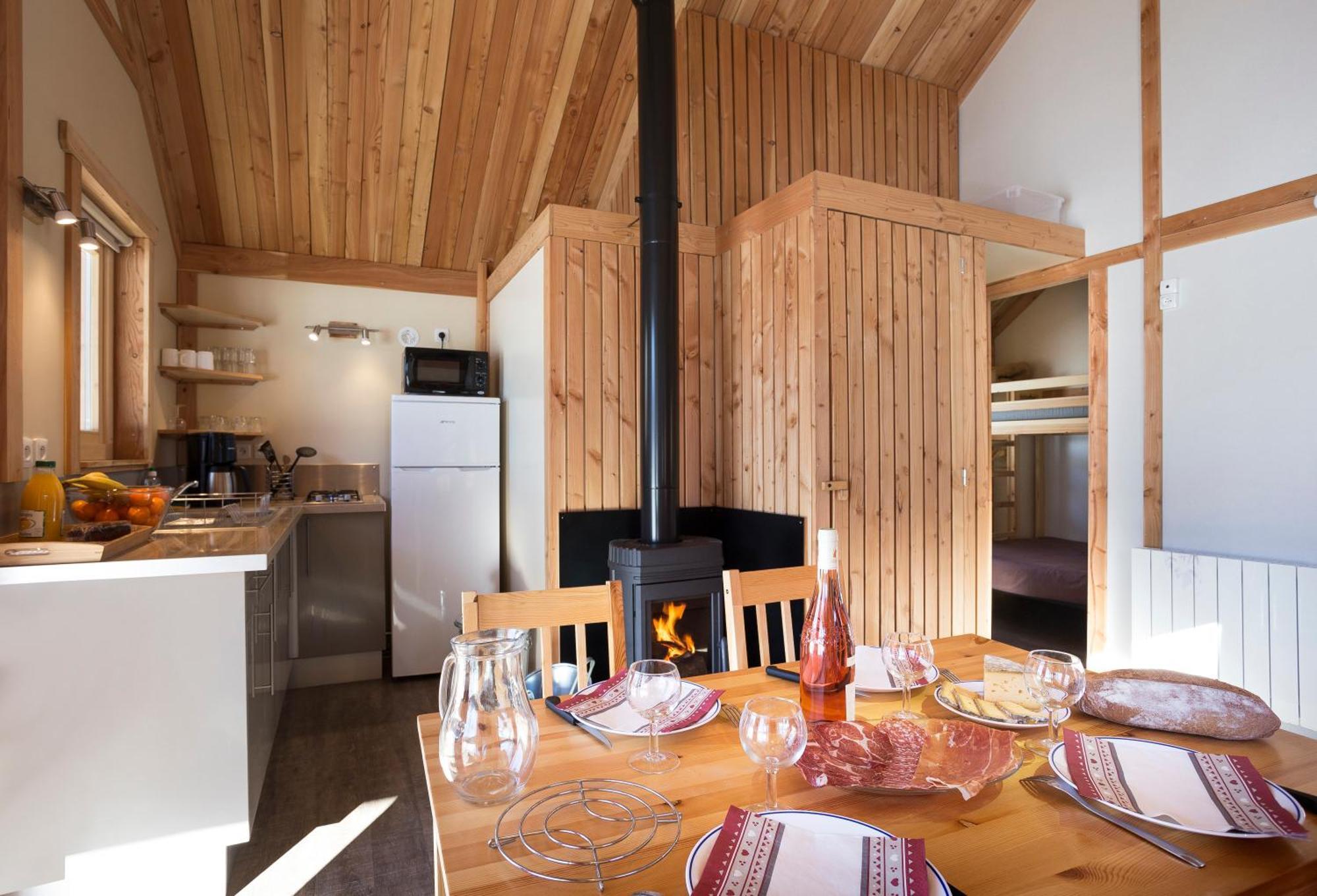 Huttopia La Claree Val-des-Prés Exteriör bild
